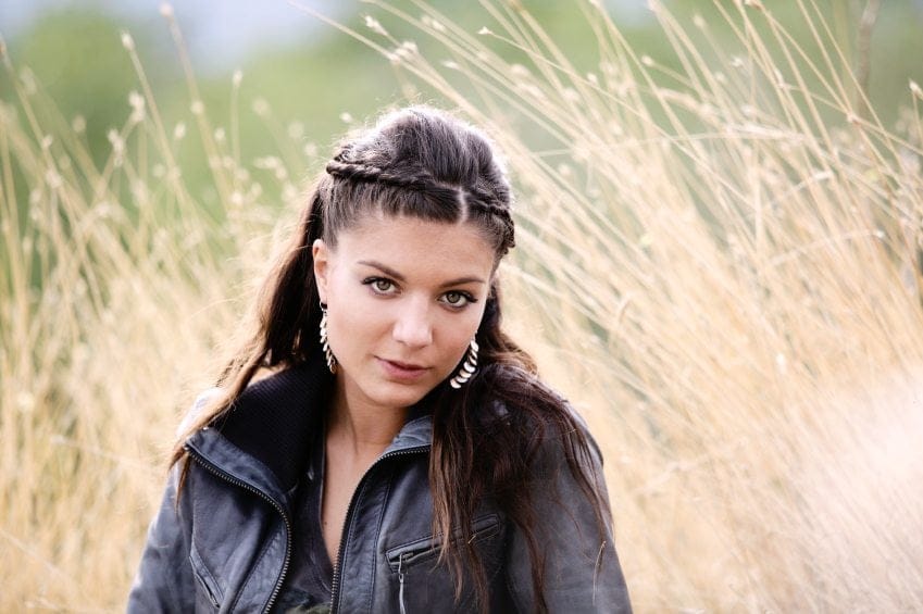 Brunette woman looking at the camera