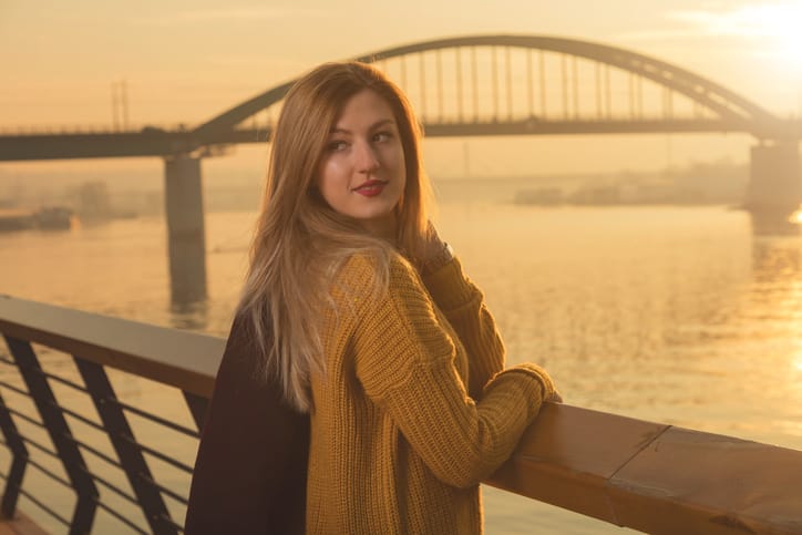 Attractive woman posing outdoors.