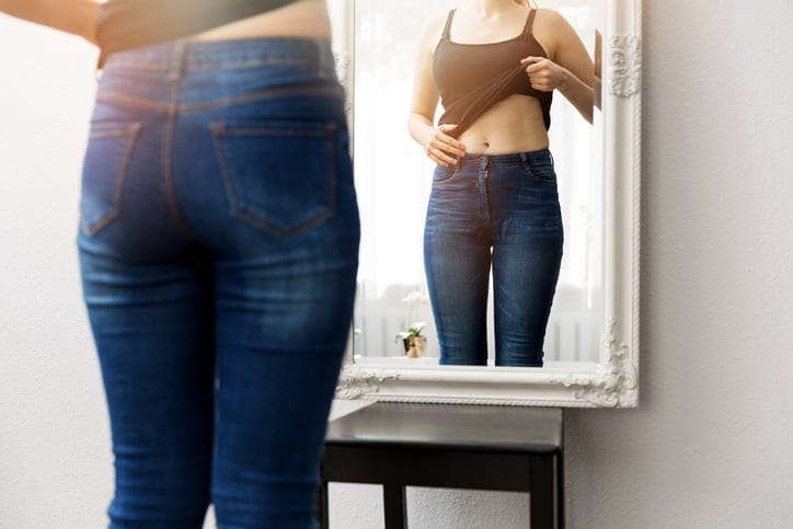 How To Tell If You’re Wearing the Wrong Bra Size