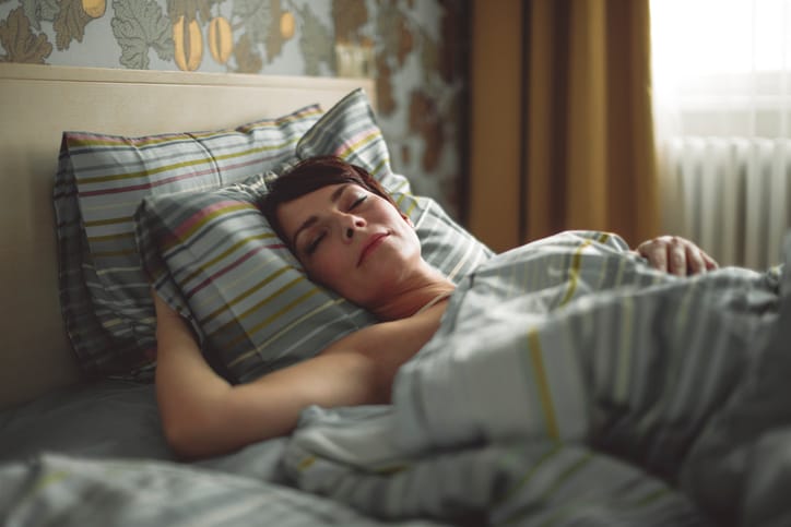 If You Still Sleep With Your Makeup On, This Will Make You Stop