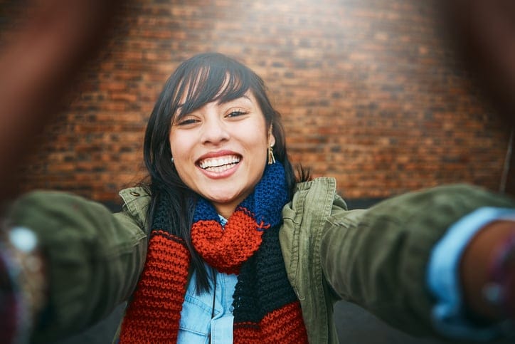 Fish-Hooking Is The New Instagram Trend Women Are Using To Get More Likes—Are You Guilty?