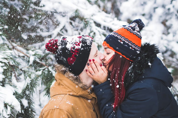 Should You Get Him A Christmas Present? 9 Signs You’re Not That Serious Yet