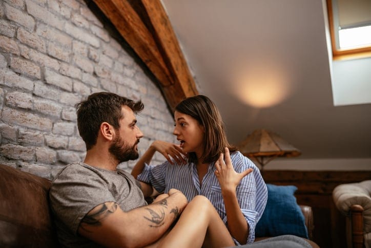 10 Early Signs That He Could Become Abusive