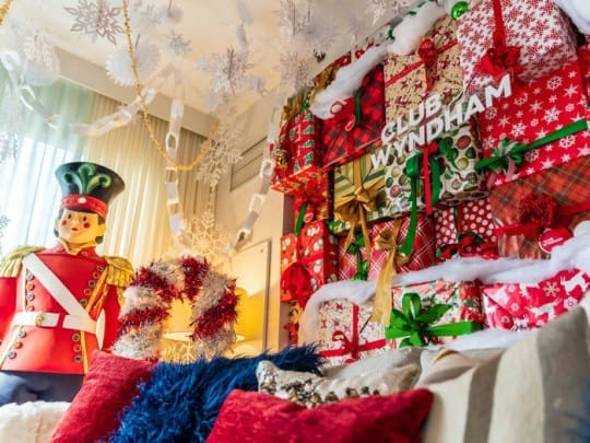 elf hotel