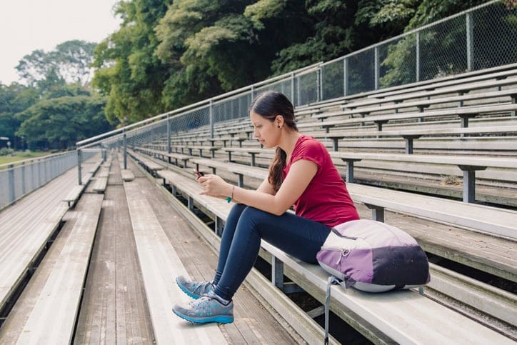 dating app sitting woman