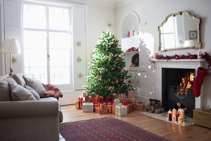 putting holiday decorations up early