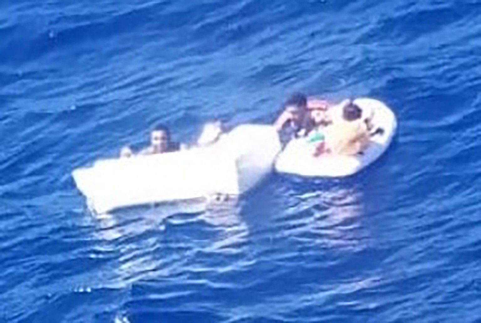 Shipwrecked Mom Dies At Sea After Drinking Her Own Urine To Save Her Kids