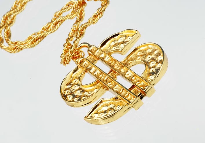 Rapper Gets Hooks Implanted In His Scalp So He Can Wear His Gold Chains As Hair