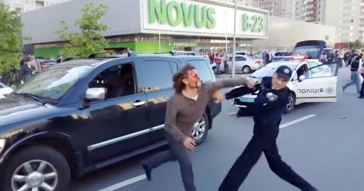 Olympic Wrestler Arrested For Drunk Driving Takes Down 7 Police Officers Trying To Cuff Him