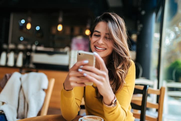 how to flirt with a guy over text