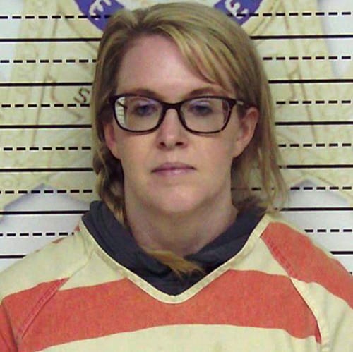 Tennessee Woman Had Sex With 9 High School Students In Exchange For Vape Pens