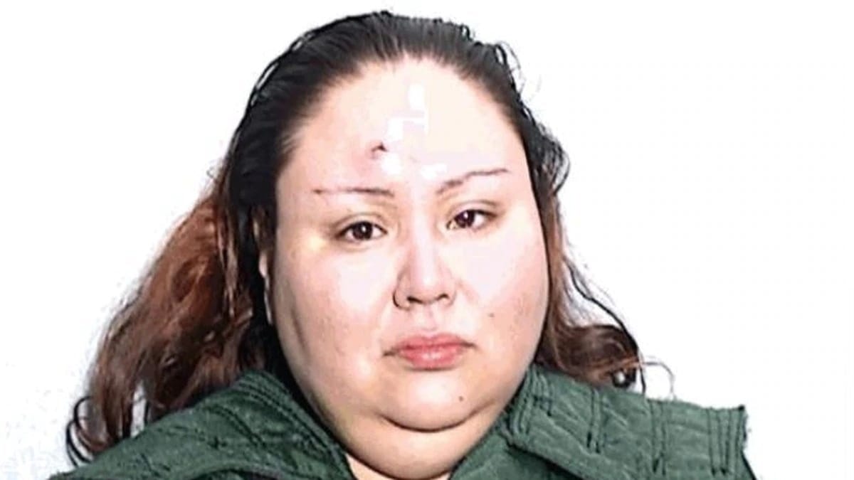 Woman Shoots Boyfriend In Face After He Tried To Teach Her How To Use Gun