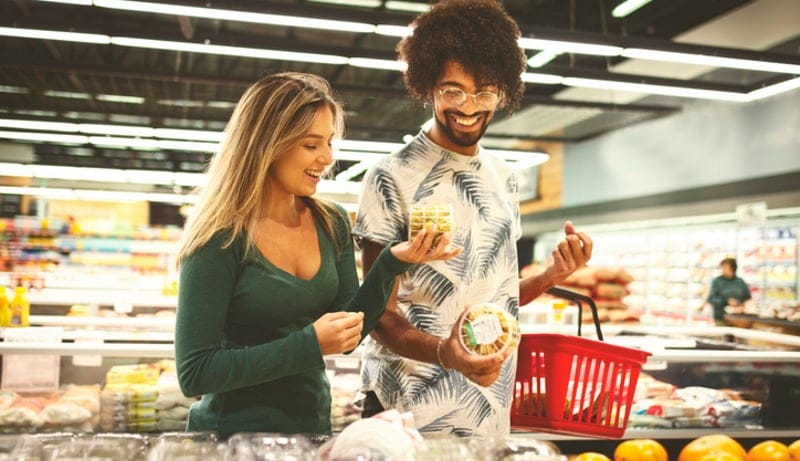Couple shopping at the supermarket.