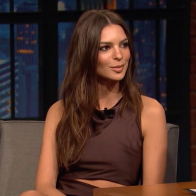 emily ratajkowski doing interview