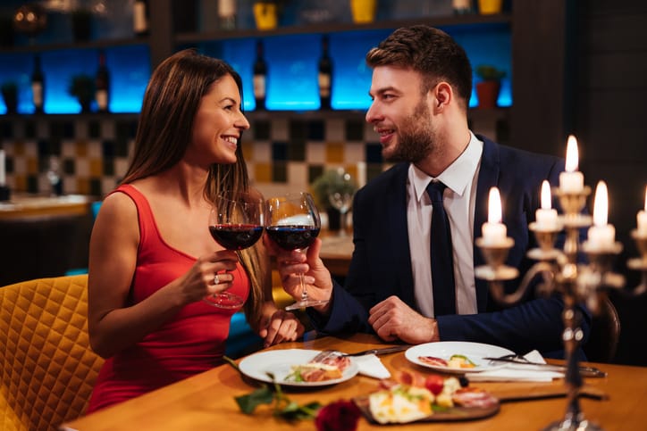 couple on a romantic date