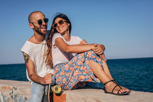 couple in nlove at beach