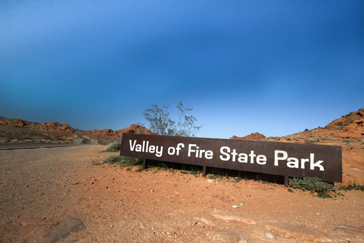 valley of fire state park sign entrance