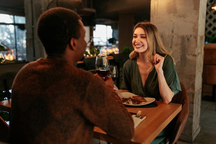 couple on a dinner date