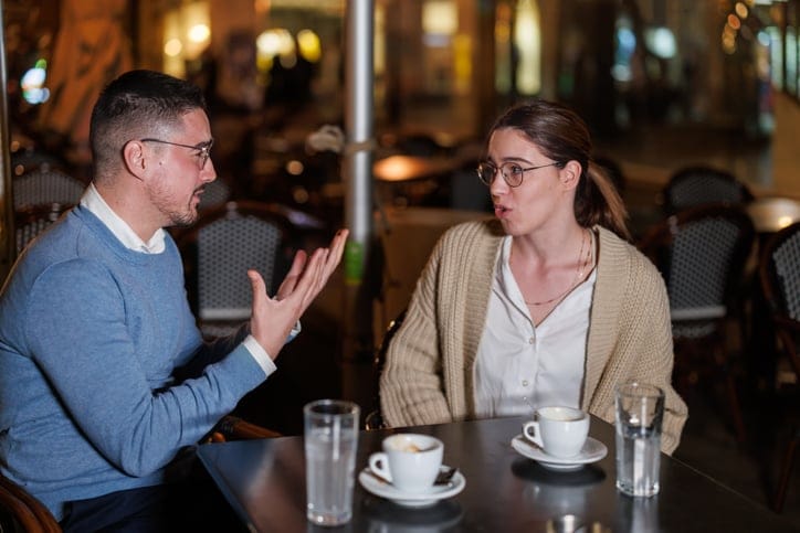 couple on a date but not going well