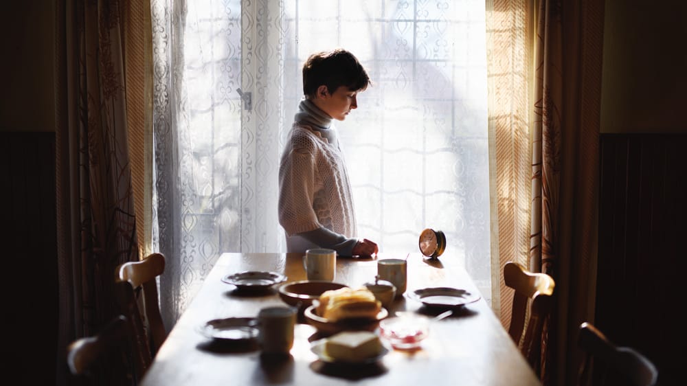 Grew Up Lower Middle Class? You’ll Recognize These 15 Signs