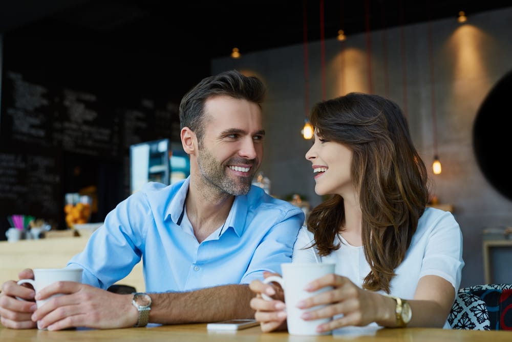 15 Ways You’ll Know Someone’s Super Into You