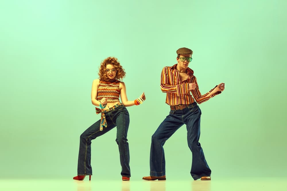 Feeling,Rhythm.,Couple,Happy,People,,Man,And,Woman,In,Retro