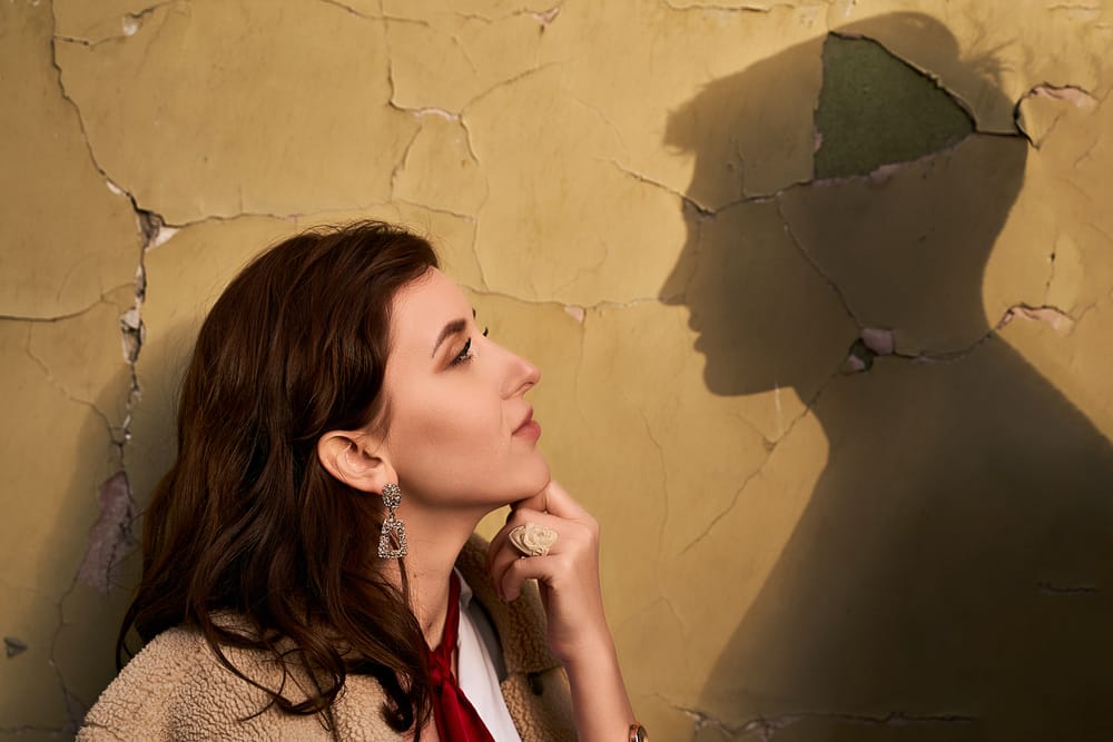 Beautiful,Througtful,Young,Woman,Thinks,Of,Her,Ideal,Boyfriend,Man