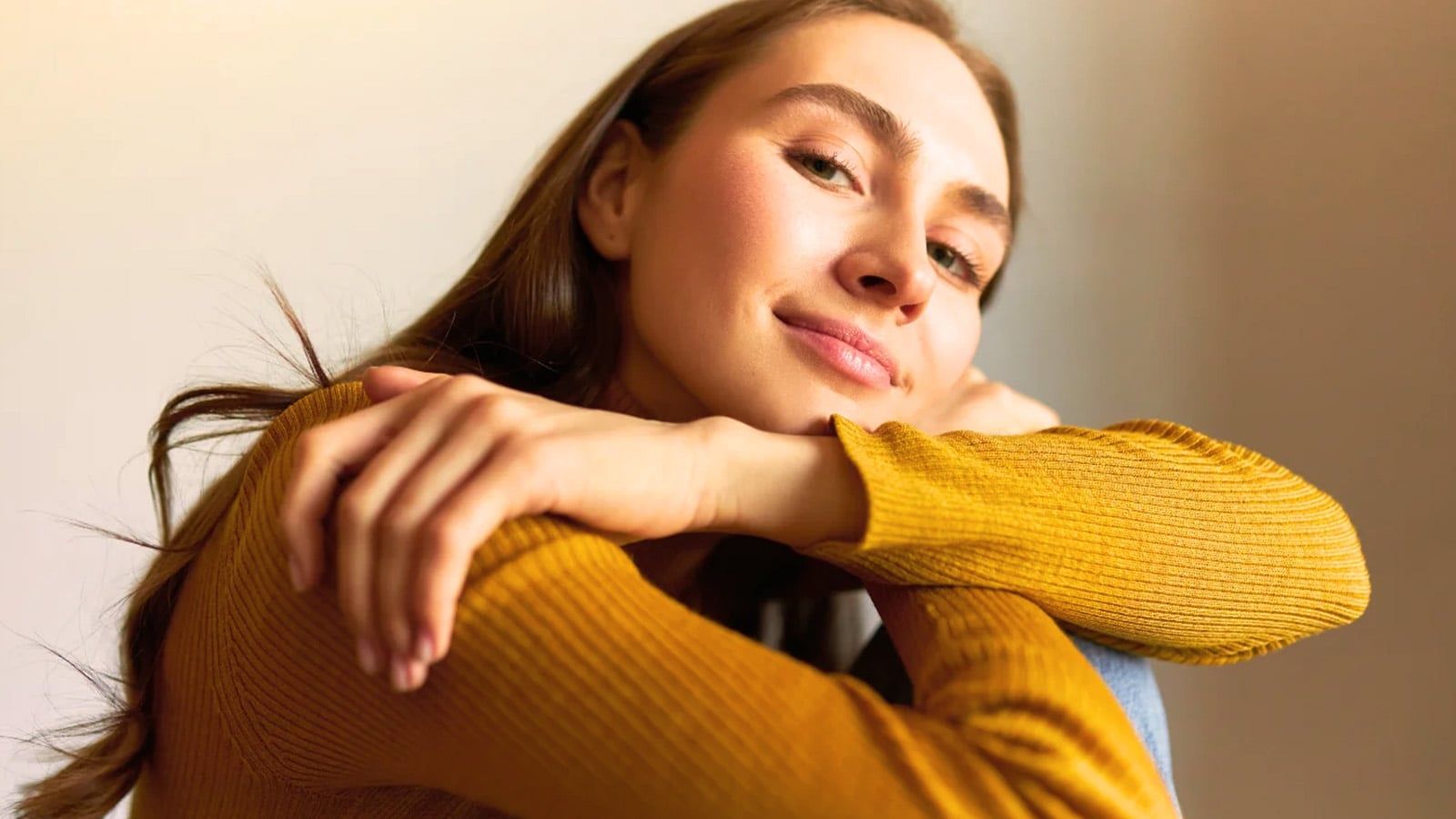 Psychology says the strongest predictor of a happy life isn’t money, love, or health — it’s whether you can sit in an ordinary moment on a random Tuesday without quietly wishing it were a different one