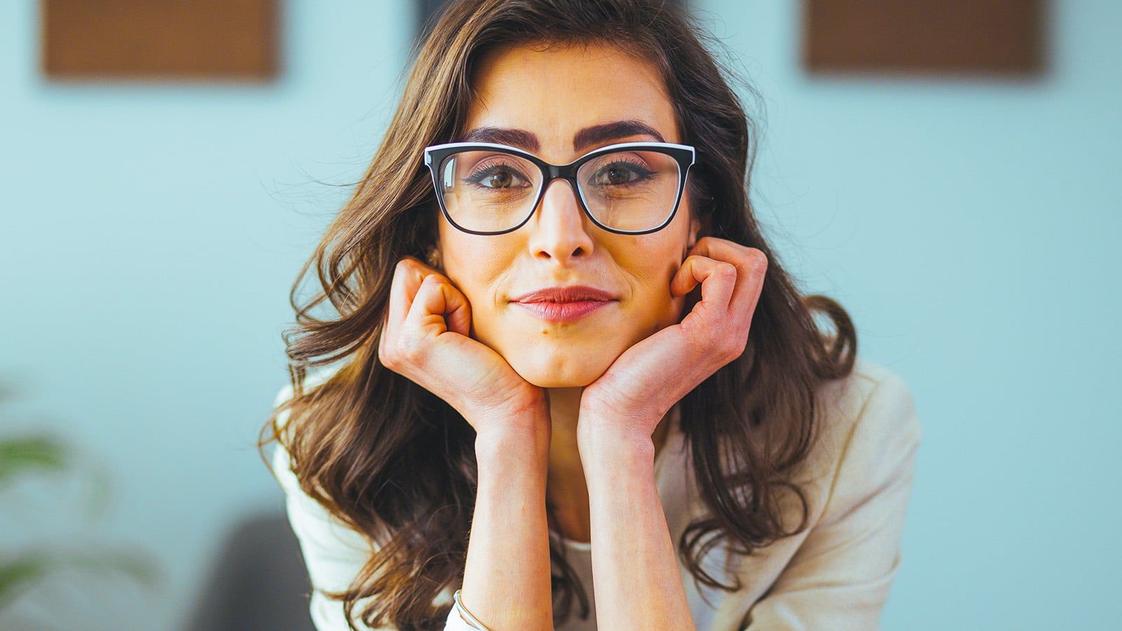 The difference between people who finish projects and people who constantly start new ones isn’t motivation — it’s these 11 psychological patterns