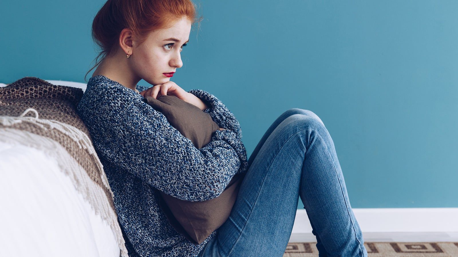 I’ve always been comfortable being alone, but over time I started recognizing these 11 ways hyper-independence was shaping my relationships