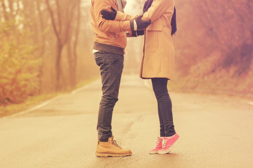couple street embrace autumn