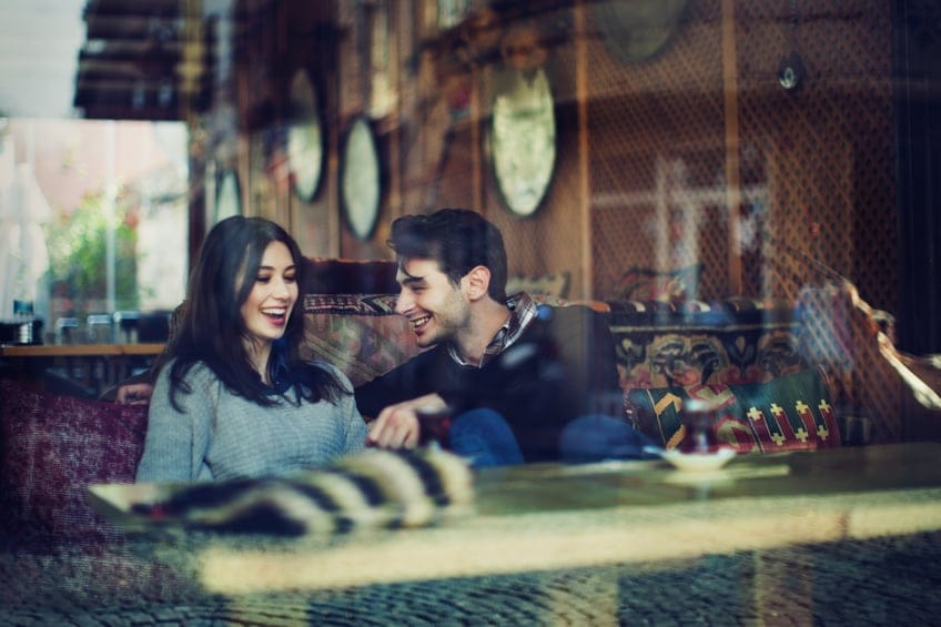 couple cafe date romance