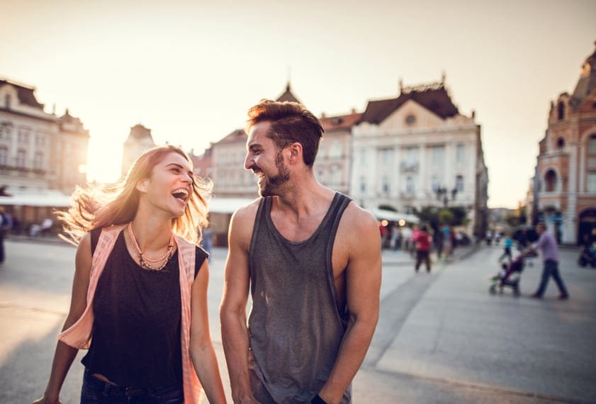 couple happy city friends