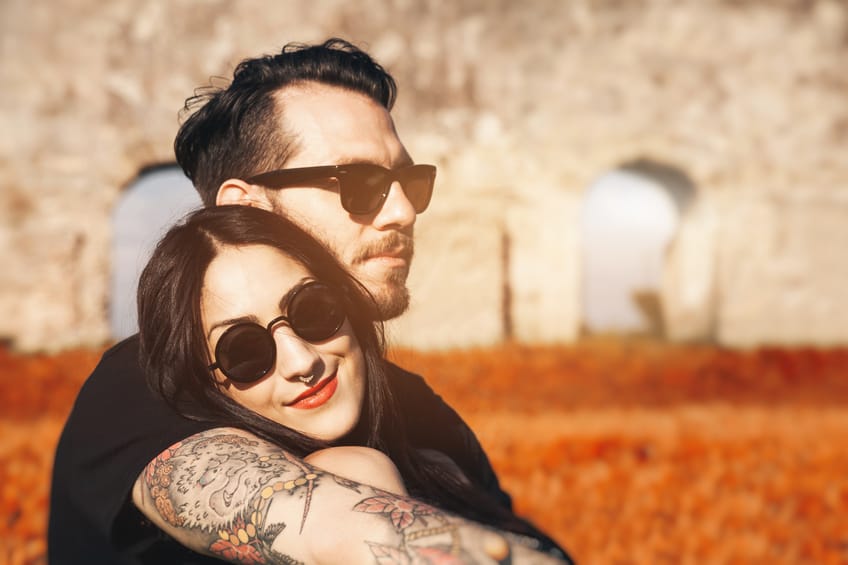 couple hug sunshine sunglasses romance