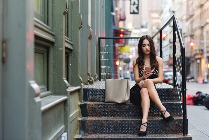 young woman phone city new york