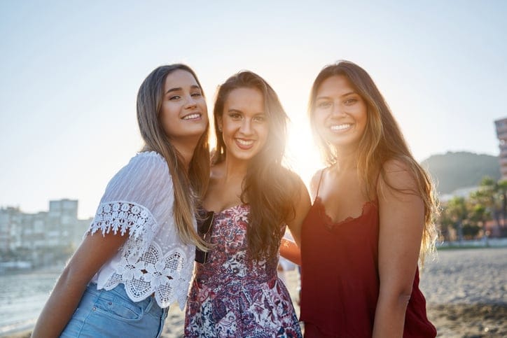All My Friends Are Super Hot & It Seriously Sucks