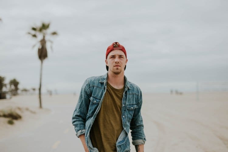 Sneaky Ways Toxic Men Try To Hook You—Beware