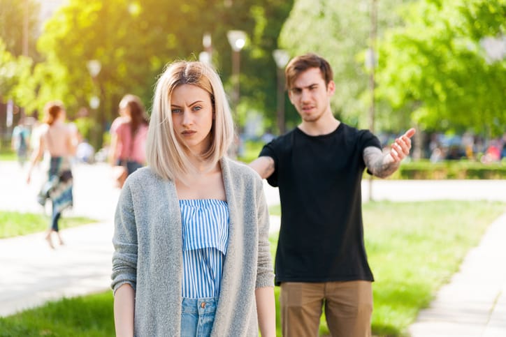 Subtle Signs The Guy You’re Dating Is A Mansplainer