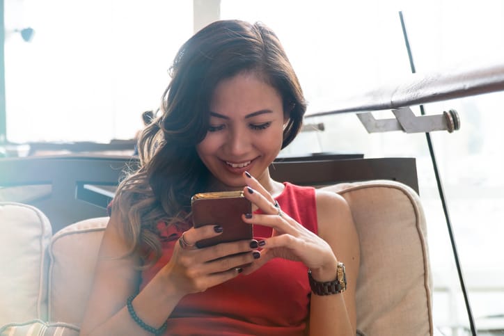 Science Reveals The Real Secret To Making Friends Online