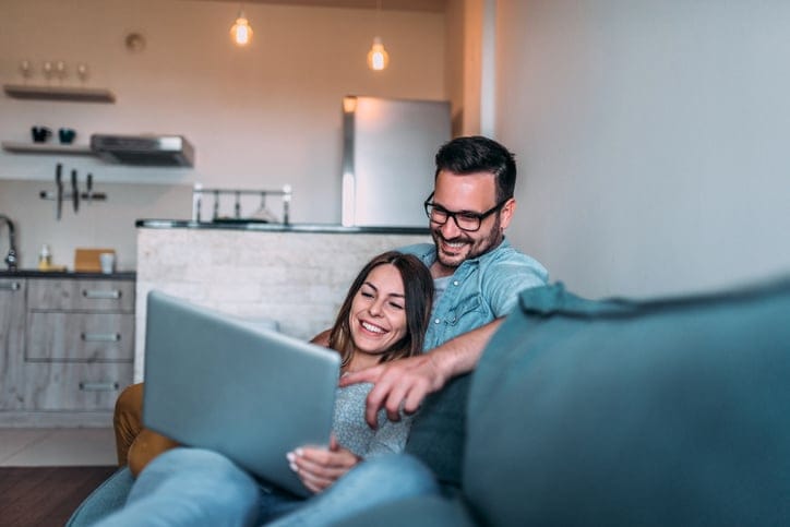 10 Things Guys Notice About Your Apartment, According To A Guy