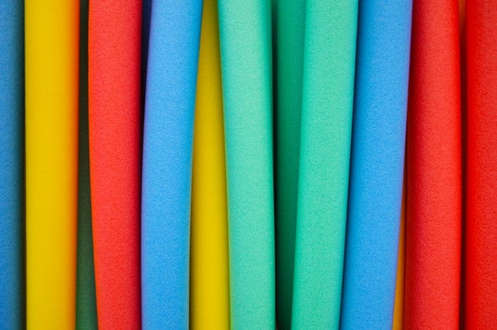 pool noodle makeup hack