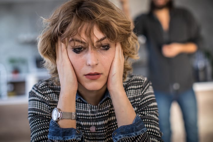 I Dated A Guy Who Destroyed My Self-Esteem—Here Are 12 Signs I Missed