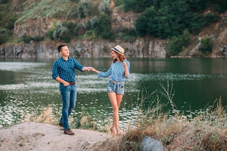 10 Signs You Put Your Partners On A Pedestal