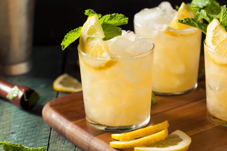 whiskey smash recipe