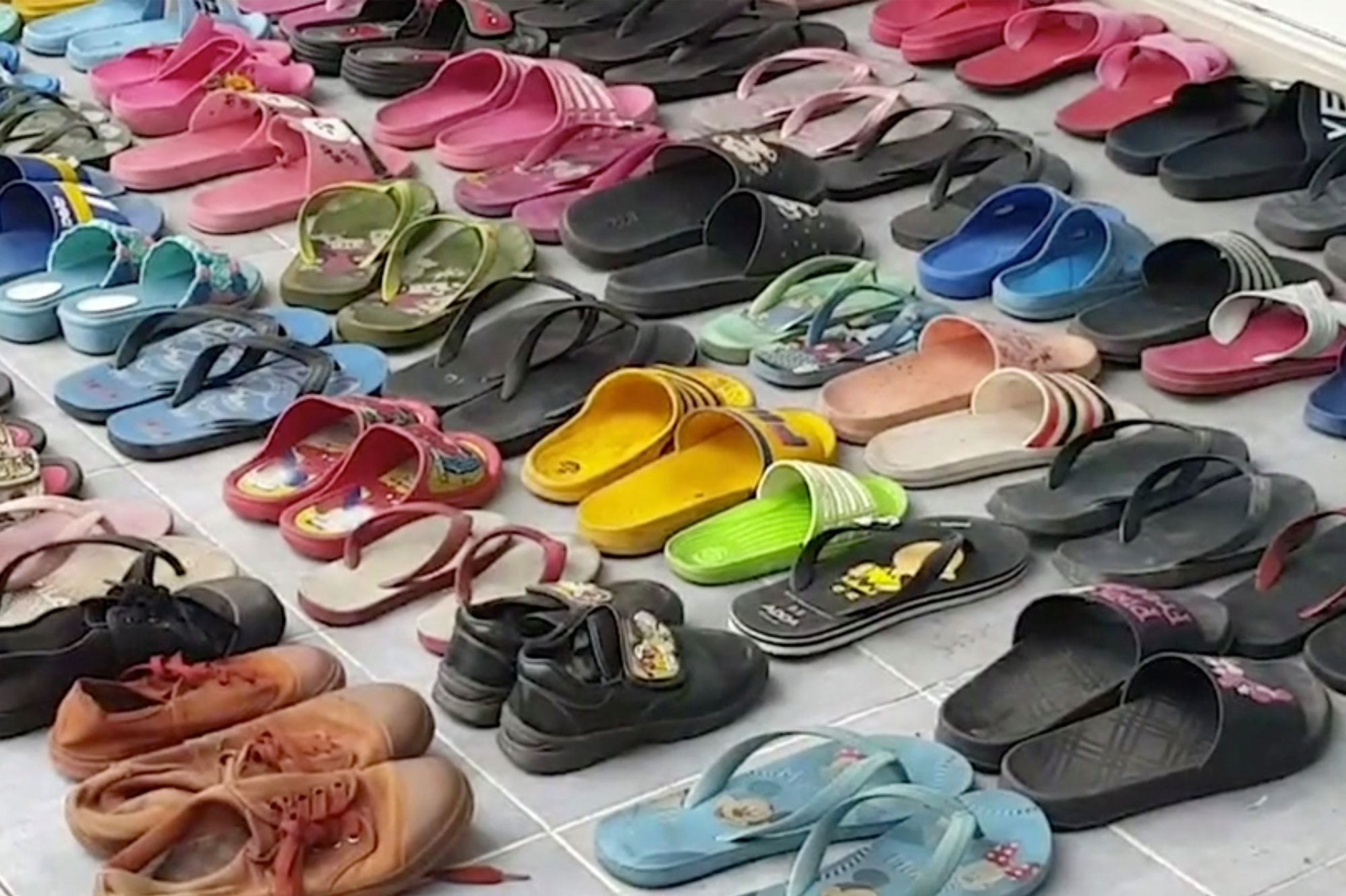 foot fetish flip flops