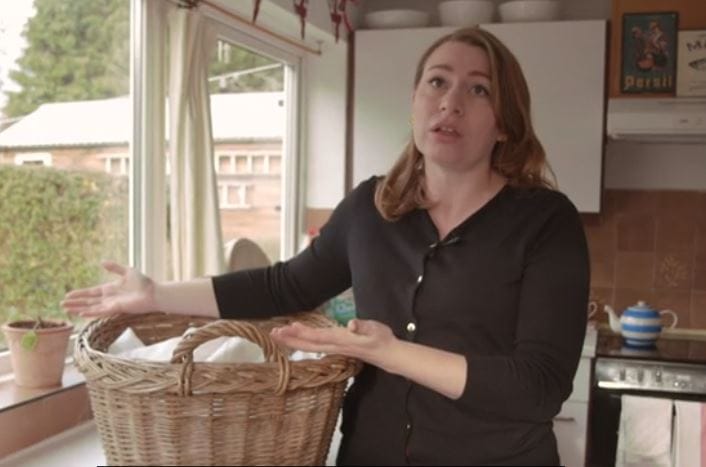 Housewife Offers Courses On How To ‘Submit To’ And ‘Spoil’ Your Husband