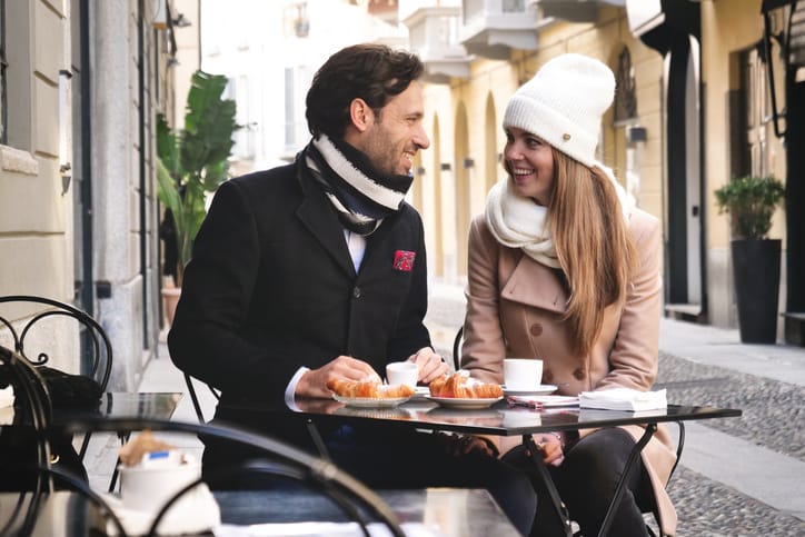 10 Harsh Realities Every Hopeless Romantic Faces At Some Point