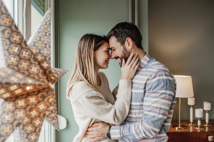 signs guy wants serious relationship