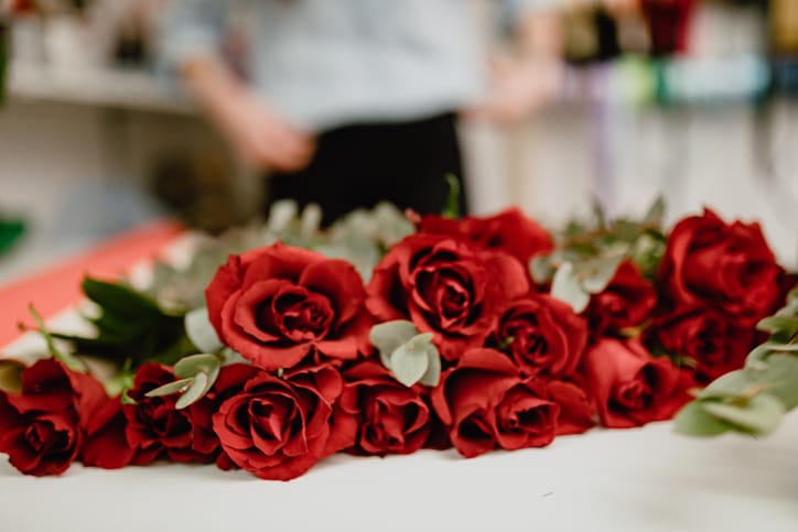 red roses