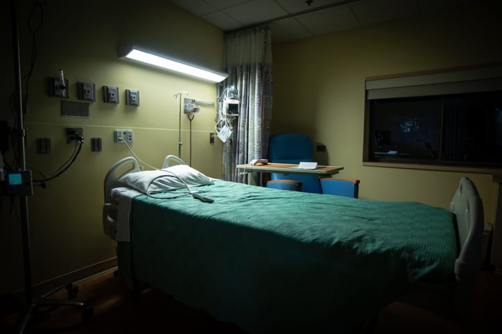 Woman Dies After Security Guard Pretending To Be A Doctor Performs Surgery On Her